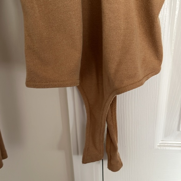 Entro one piece bodysuit. - Picture 3 of 6